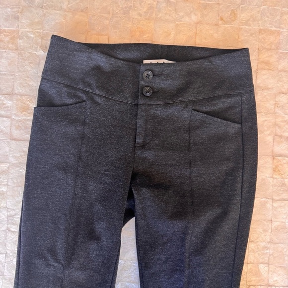 CAbi Lean Trouser Ponte Cigarette Pants Business Casual Slimming size 2 like new - Picture 4 of 9